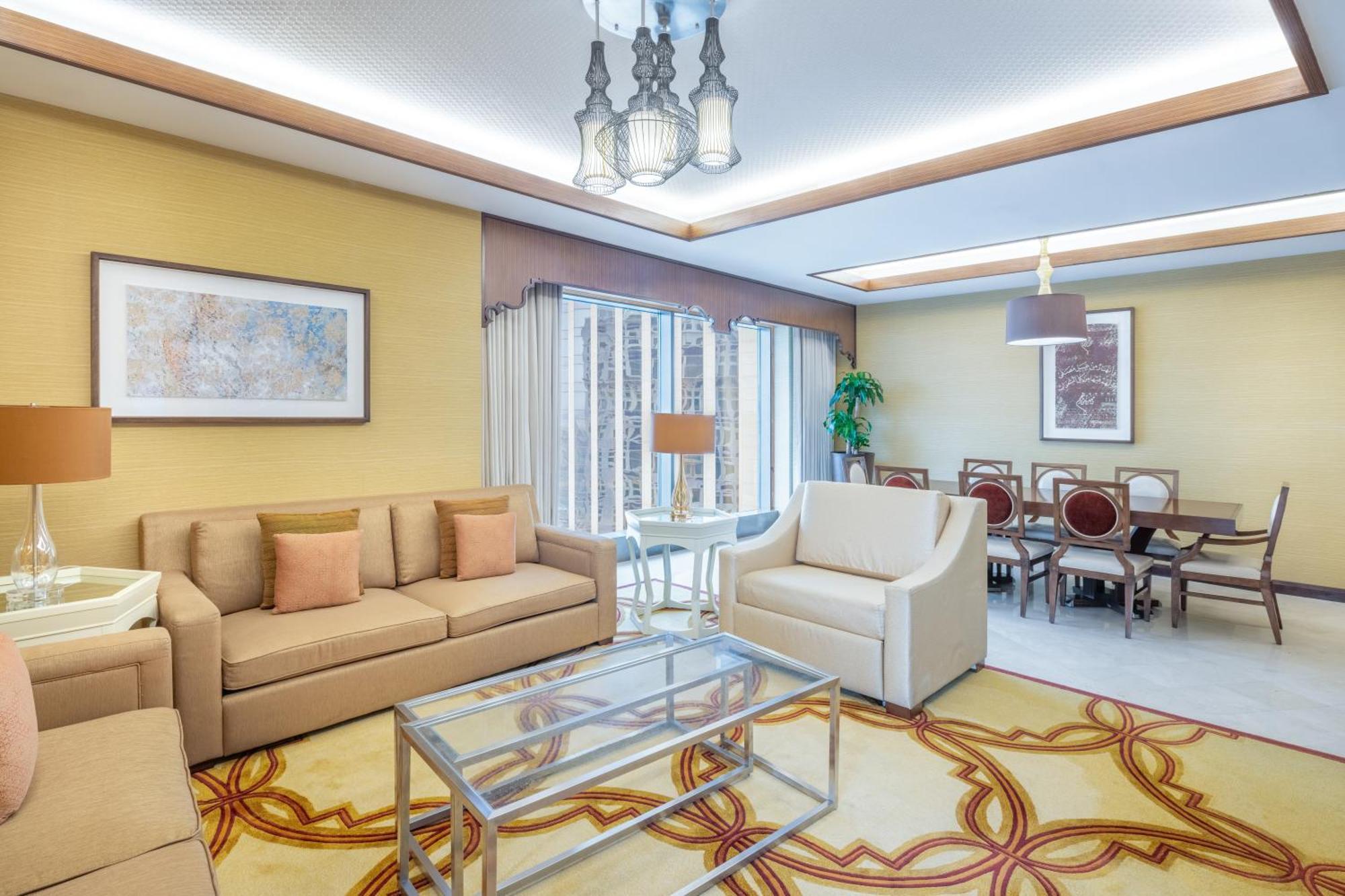 Jabal Omar Marriott Hotel Makkah Mecca Екстер'єр фото A living room in a suite at the hotel